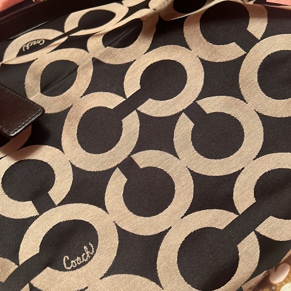 Coach Signature Logo Fabric purse - Picture 11 of 13